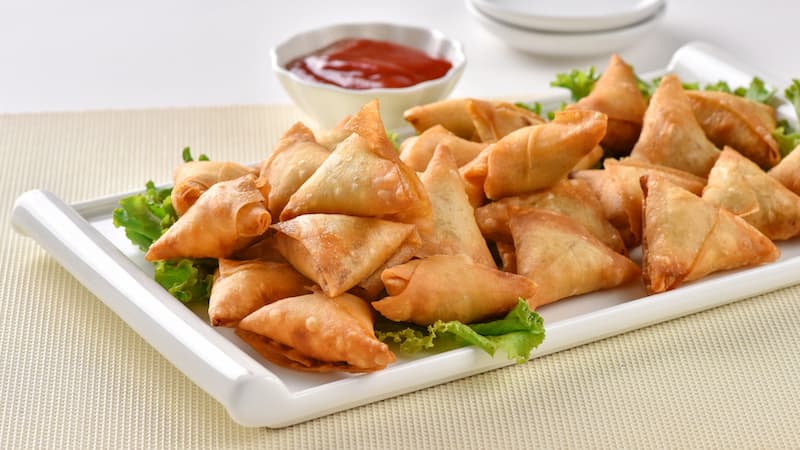 Món ăn đường phố Ấn Độ bánh Samosa